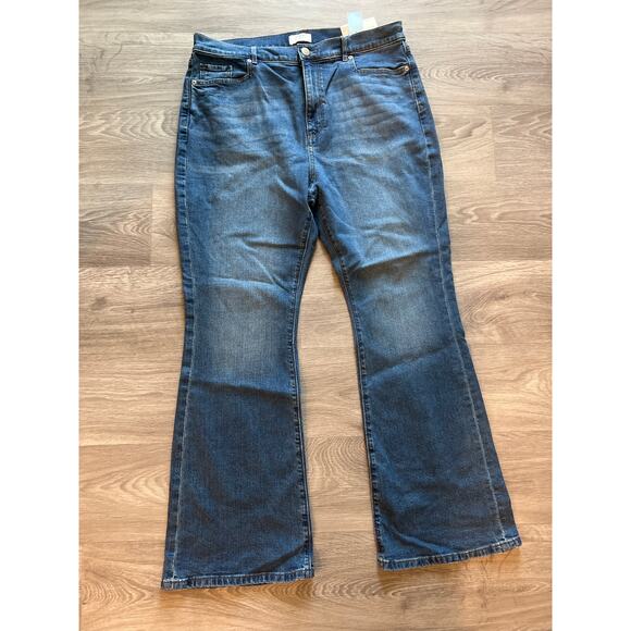 NWT LOFT Outlet size 14 Petite flare jeans - Picture 1 of 5